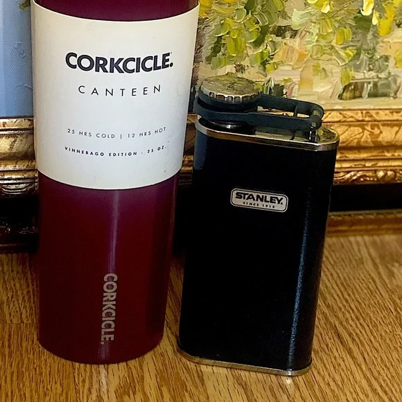 New STANLEY 8oz flask and CORCICLE limited edition VINNEBAGO canteen - Picture 2 of 2